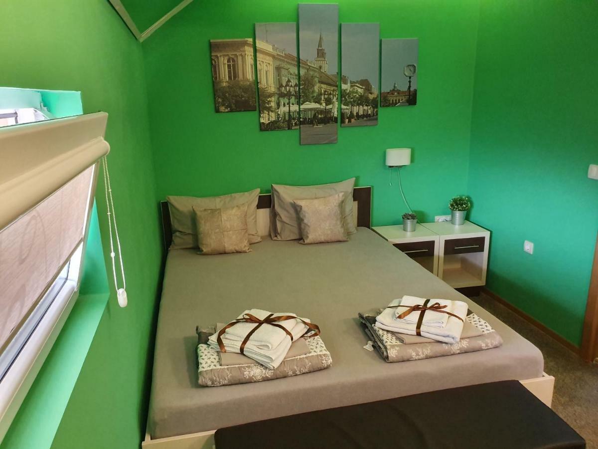 Oldbrick Pub Hotel Sombor Luaran gambar